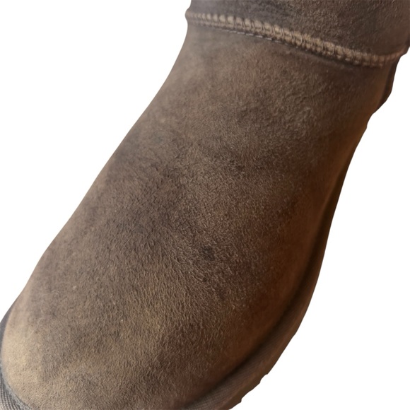 Ugg Boots Size 8 - Picture 8 of 11